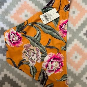 Womens bathing suit / bikini bottoms